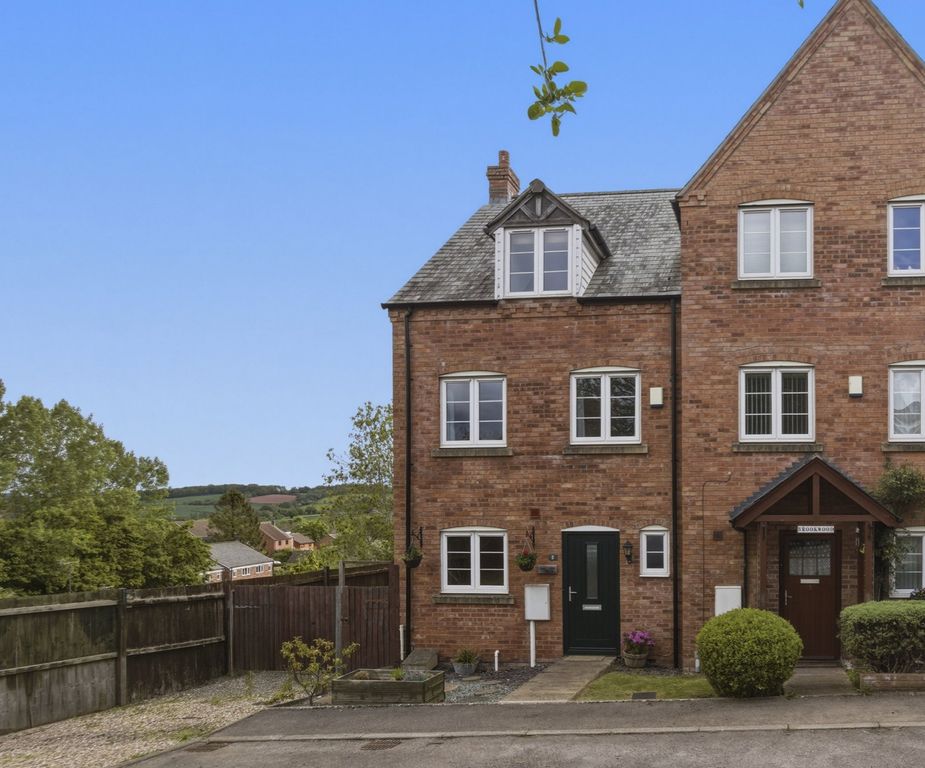 4 bed end terrace house for saleKempson View, Bromyard HR7