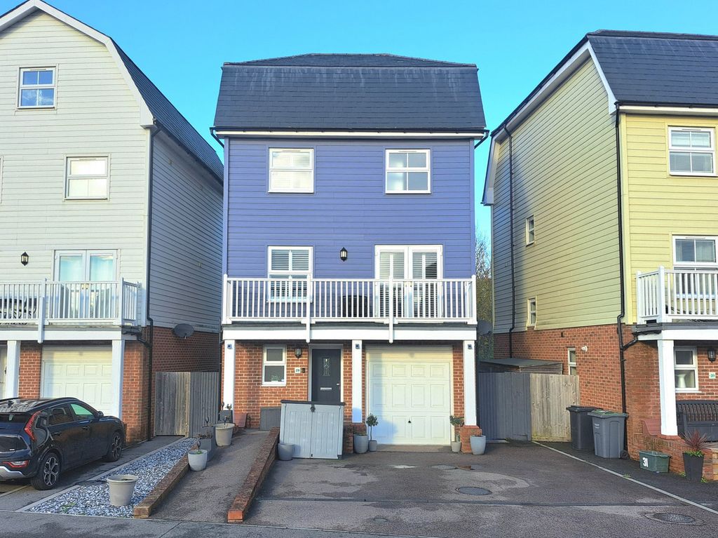 Additional image 5 of 4 bed detached house for saleCarmelite Road, Aylesford ME20