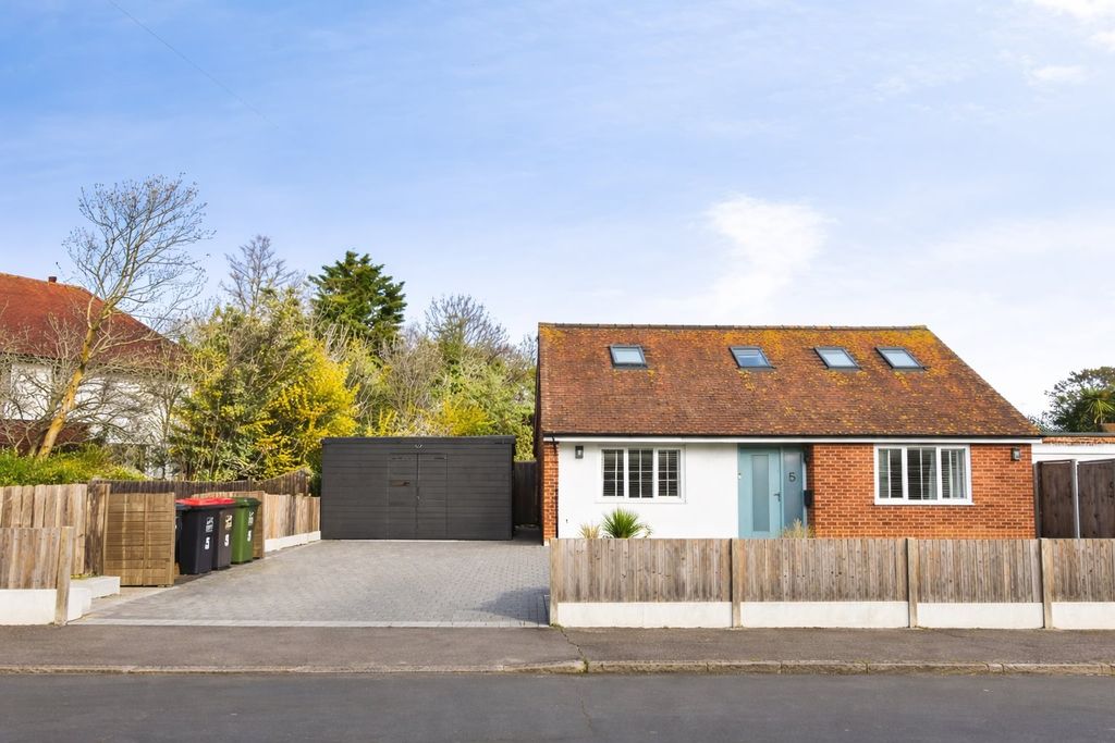 4 bed detached bungalow for saleRosemary Avenue, Broadstairs, Kent CT10