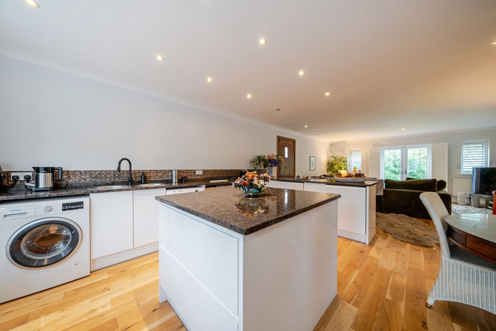 Additional image 14 of 6 bed detached house for saleShawfield Park, Bromley BR1