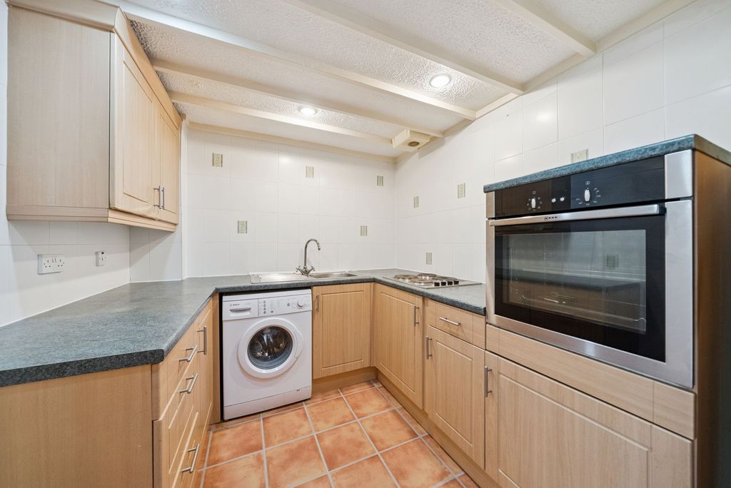 Additional image 4 of 2 bed flat for sale1/2, 46 West Princes Street, Helensburgh G84