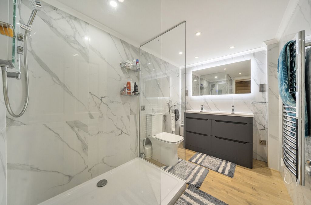 Additional image 11 of 3 bed flat for saleFreelands Road, Bromley BR1