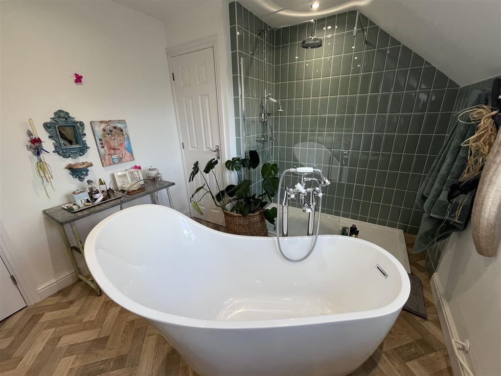 Additional image 10 of 3 bed town house for saleArderne Place, Alderley Edge SK9