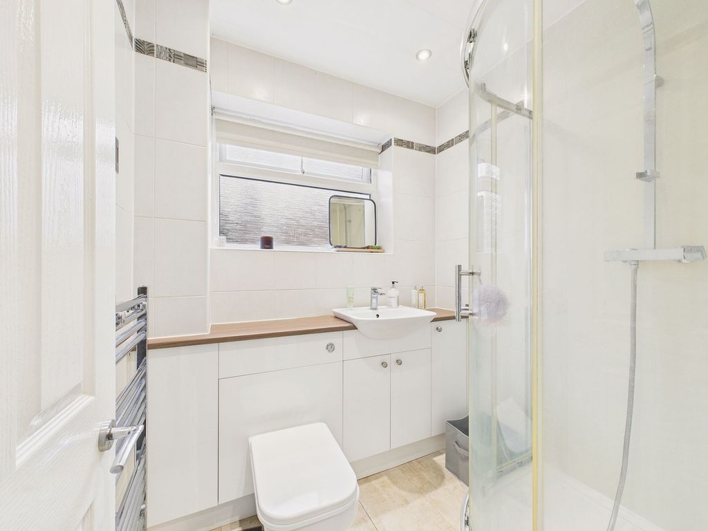 2 bed flat for saleDeans Close, Whickham NE16 photo 3