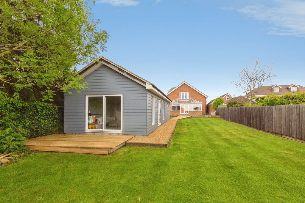 Additional image 27 of 4 bed detached house for saleWendover Road, Weston Turville, Aylesbury HP22