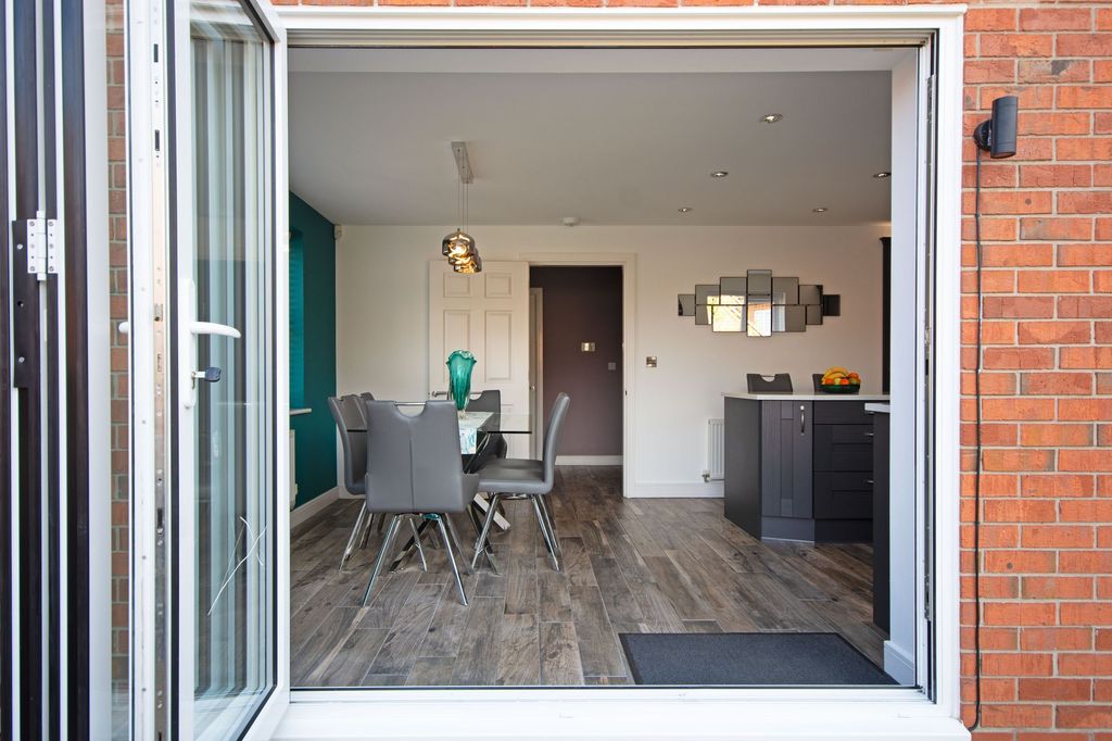 Additional image 28 of 5 bed detached house for saleSpitfire Road, Castle Donington DE74