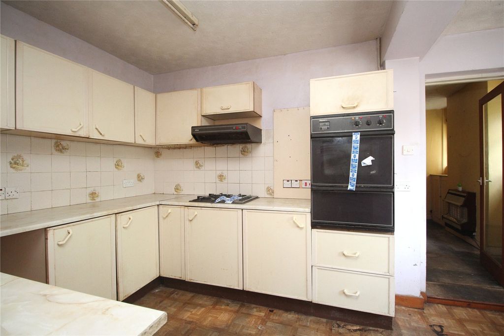 Additional image 4 of 3 bed terraced house for saleAckender Road, Alton, Hampshire GU34