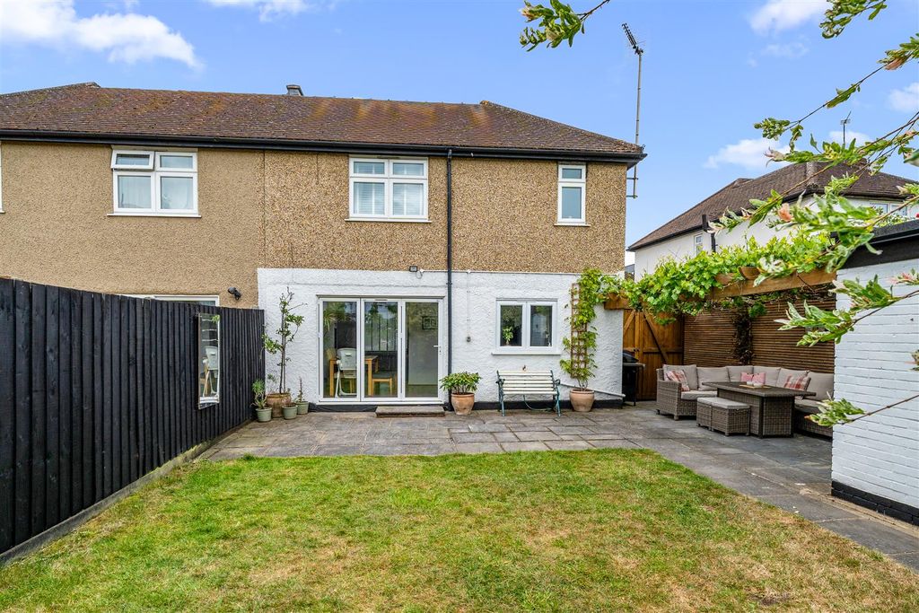 Additional image 18 of 3 bed semi-detached house for saleGarden Close, Addlestone KT15
