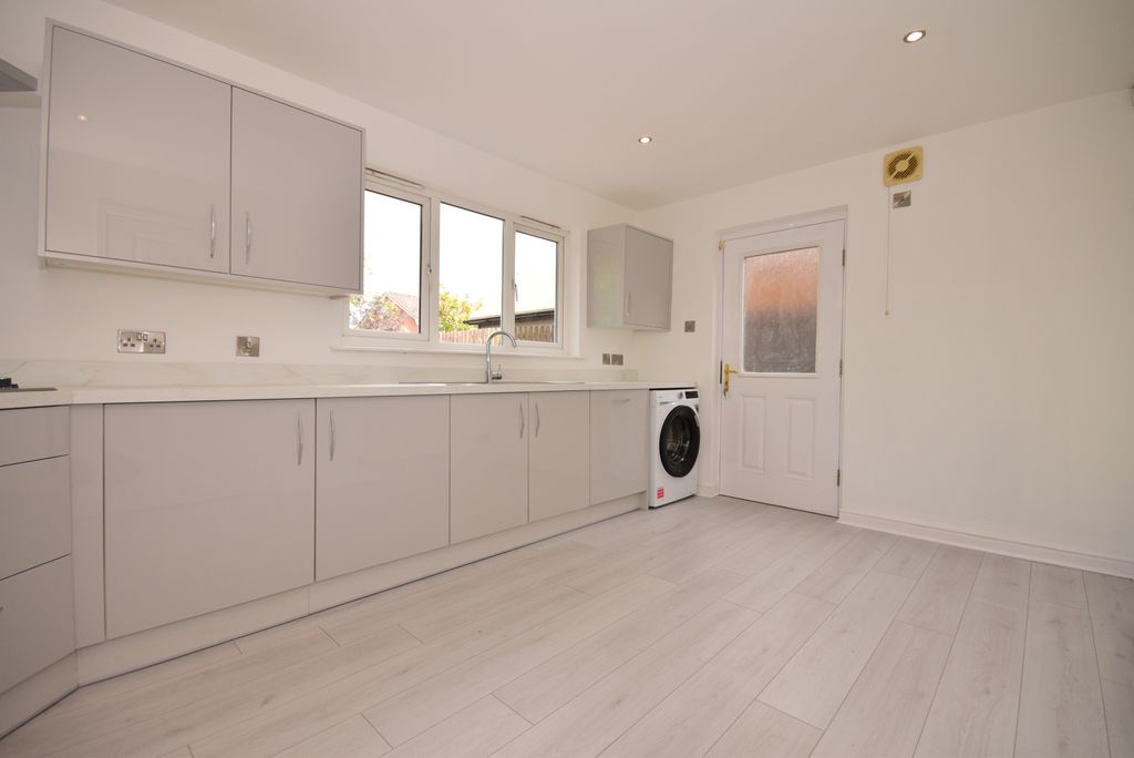 Additional image 8 of 5 bed detached house for saleMacrius Way, Motherwell ML1