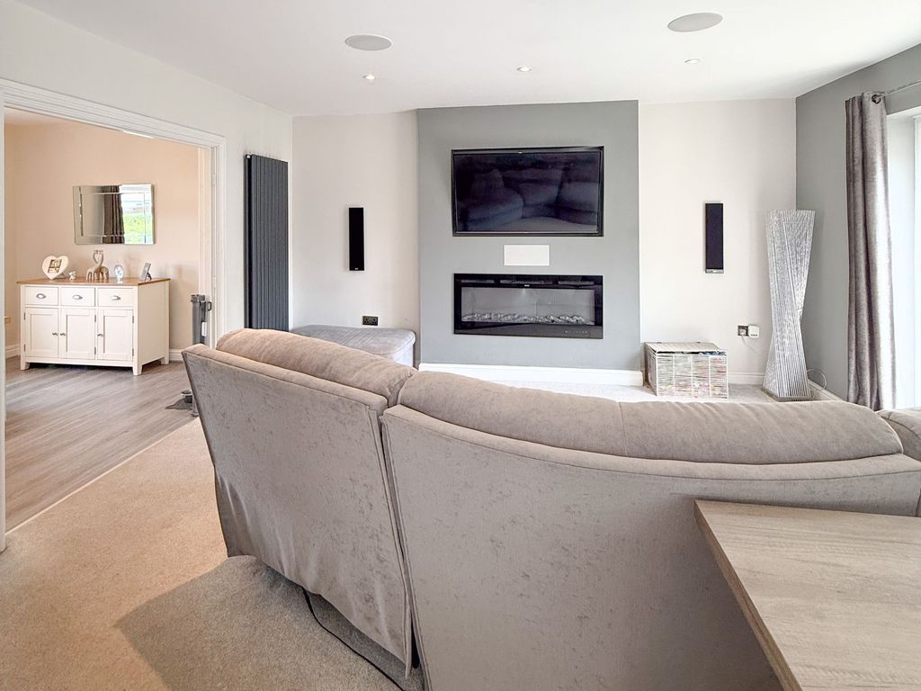 Additional image 10 of 4 bed semi-detached house for saleSycamore Avenue, Newport NP19