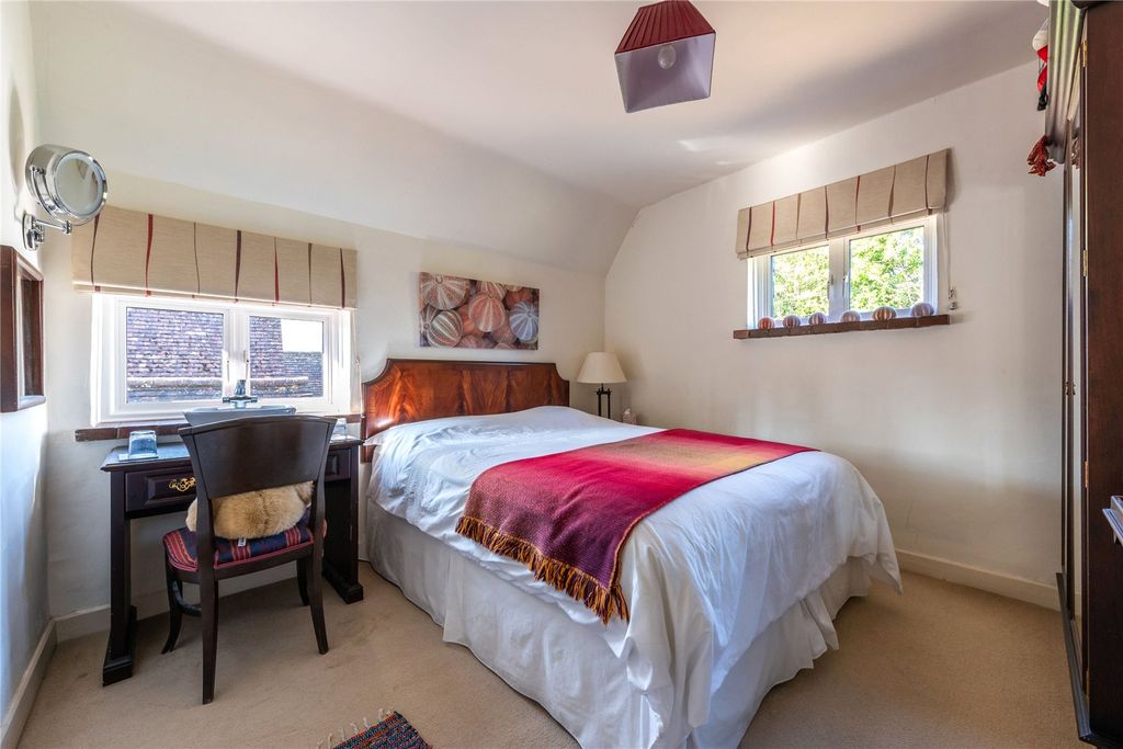 Additional image 25 of 4 bed detached house for salePebblehill Road, Betchworth, Surrey RH3