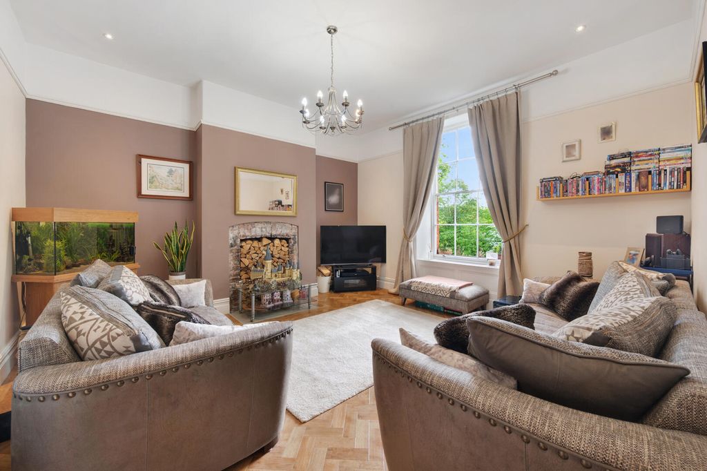 Additional image 3 of 4 bed flat for saleStockport Road, Timperley WA15