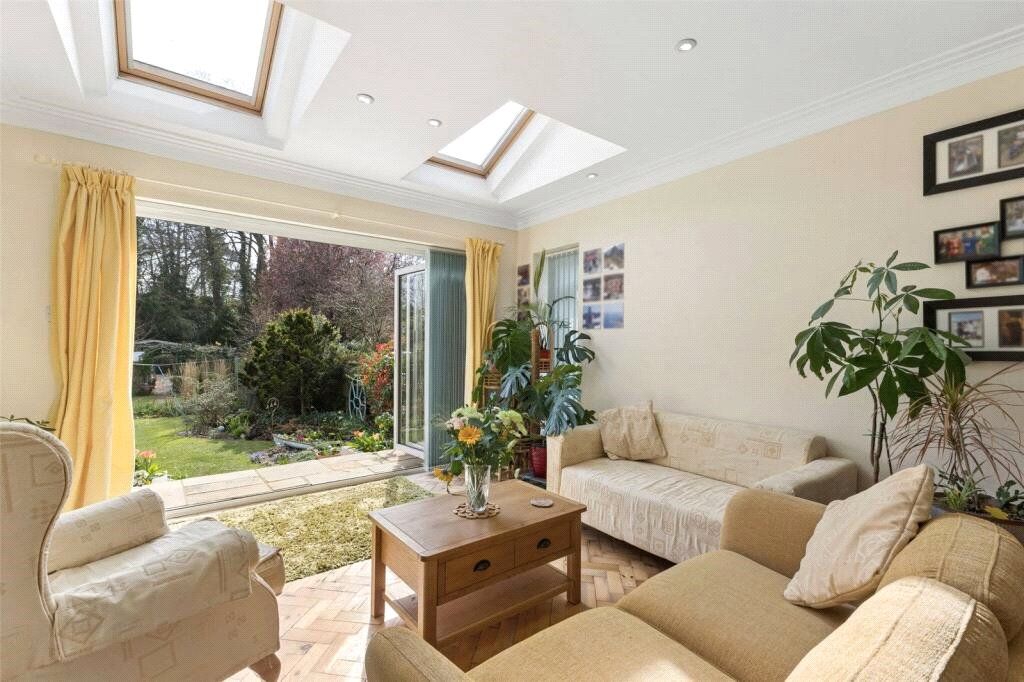 Additional image 10 of 3 bed detached house for saleChawton Park Road, Alton, Hampshire GU34