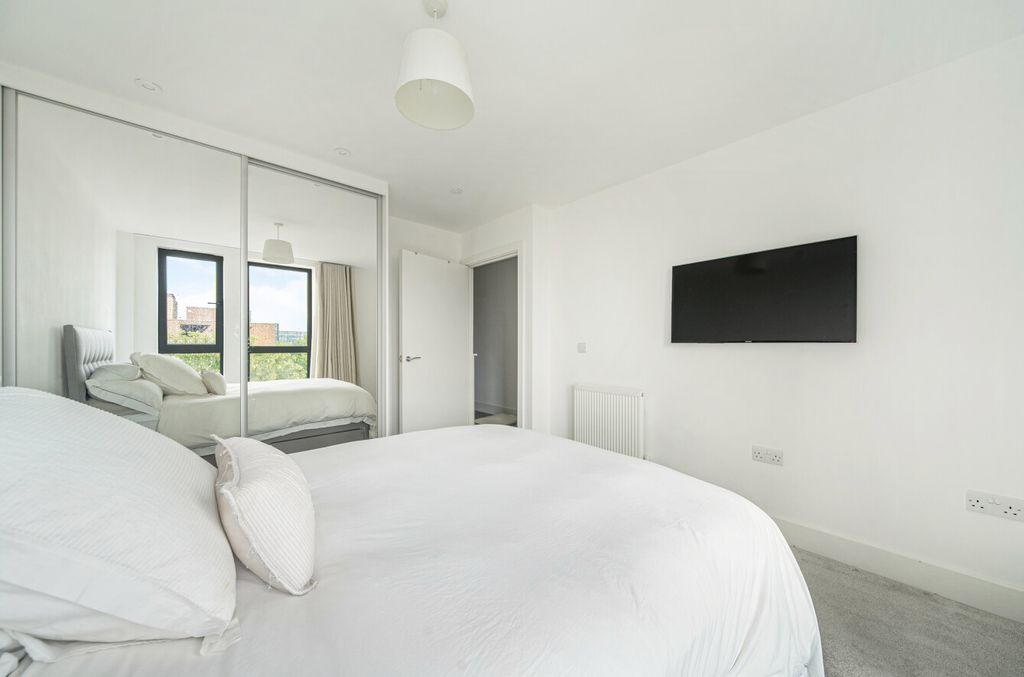 Additional image 12 of 1 bed flat for saleMasons Hill, Bromley, Kent BR2