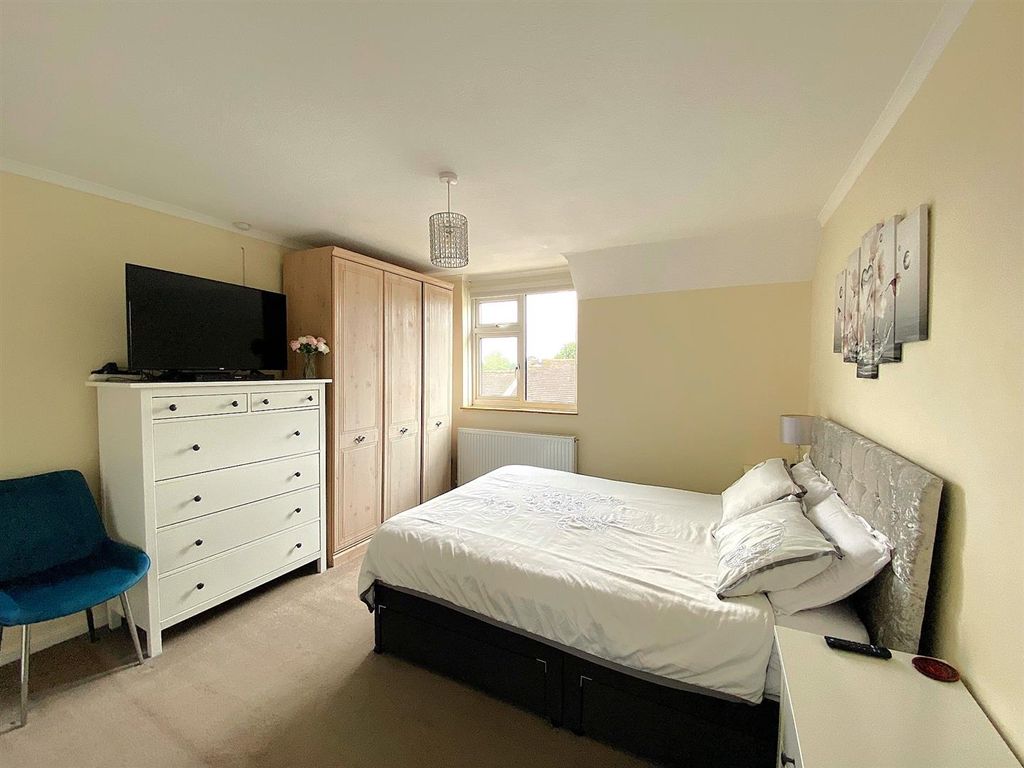 Additional image 6 of 2 bed flat for saleMount Street, Battle TN33