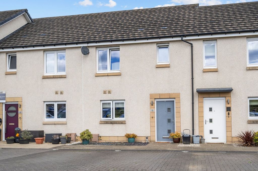 3 bed terraced house for saleSkelton Park, Denny FK6
