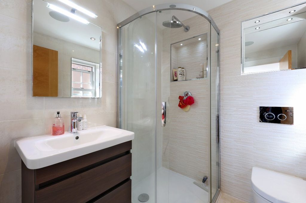 Additional image 19 of 4 bed semi-detached house for saleWattleton Road, Beaconsfield, Buckinghamshire HP9