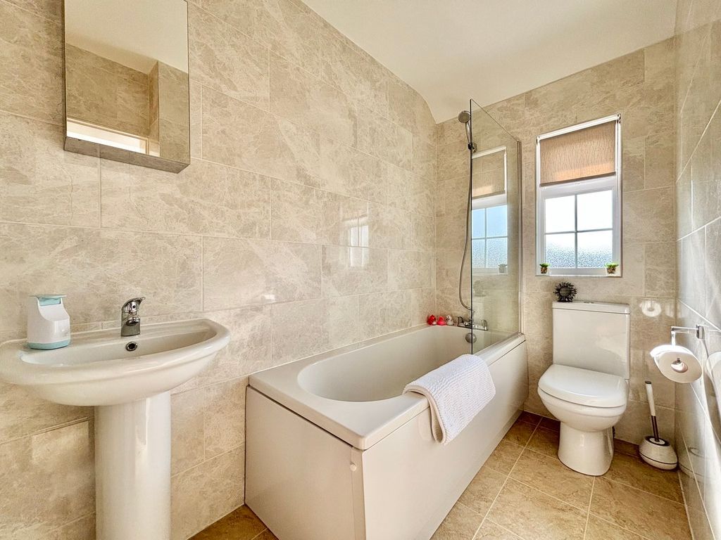 Additional image 15 of 4 bed detached house for saleCollington Rise, Bexhill-On-Sea TN39