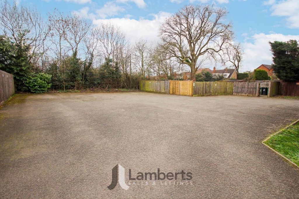 Additional image 17 of 2 bed flat for saleYeomans Close, Astwood Bank B96