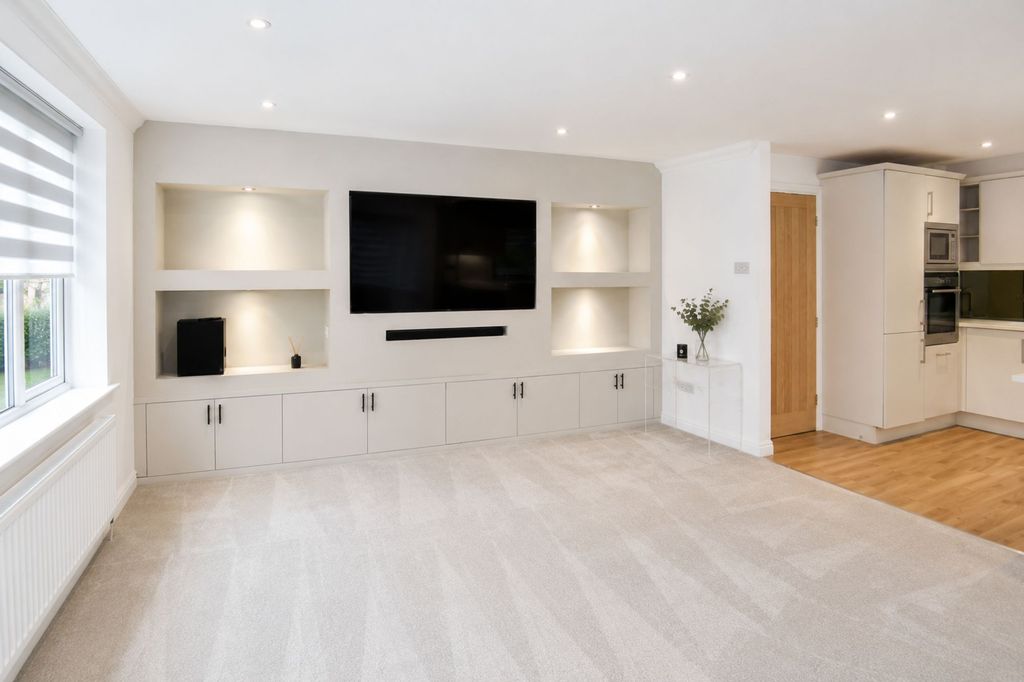 Additional image 6 of 2 bed flat for saleHeyes Lane, Alderley Edge SK9