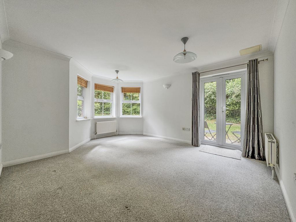 Additional image 4 of 2 bed flat for saleFrost House, Chesham Road, Berkhamsted HP4