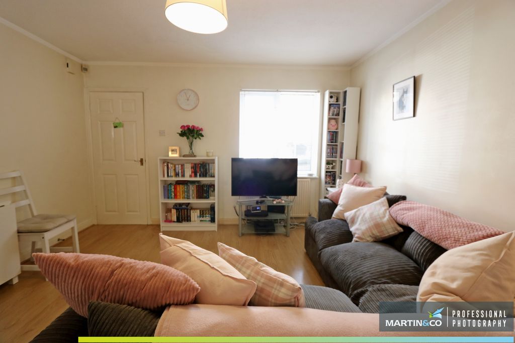 Additional image 3 of 2 bed terraced house for saleCampbell Drive, Windsor Quay CF11