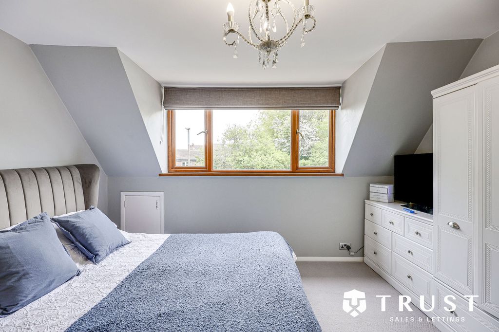 Additional image 19 of 3 bed detached house for saleMill Lane, Batley WF17