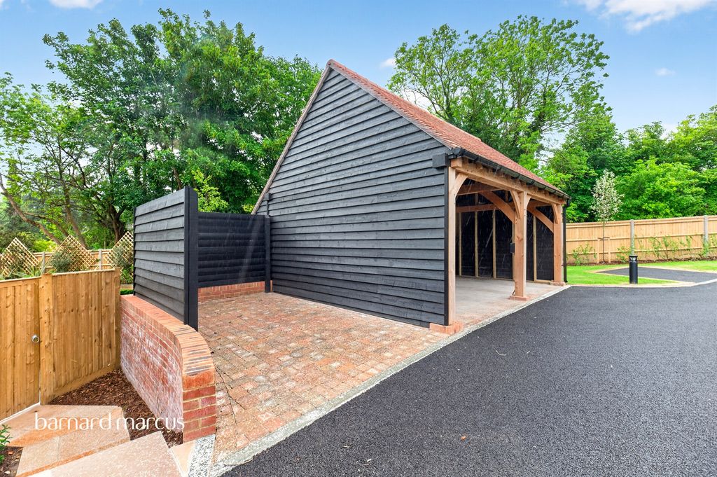 Additional image 3 of 4 bed detached house for saleHuntersfield Farm, Fairlawn Road, Banstead SM7