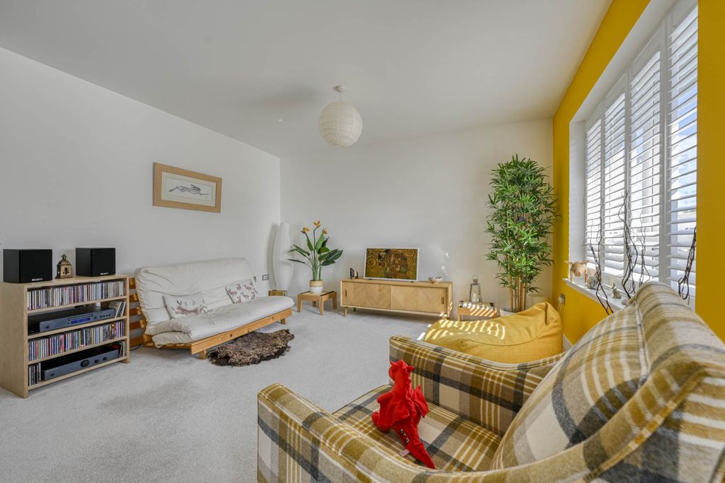 Additional image 4 of 2 bed flat for saleBurnside, Nairn IV12