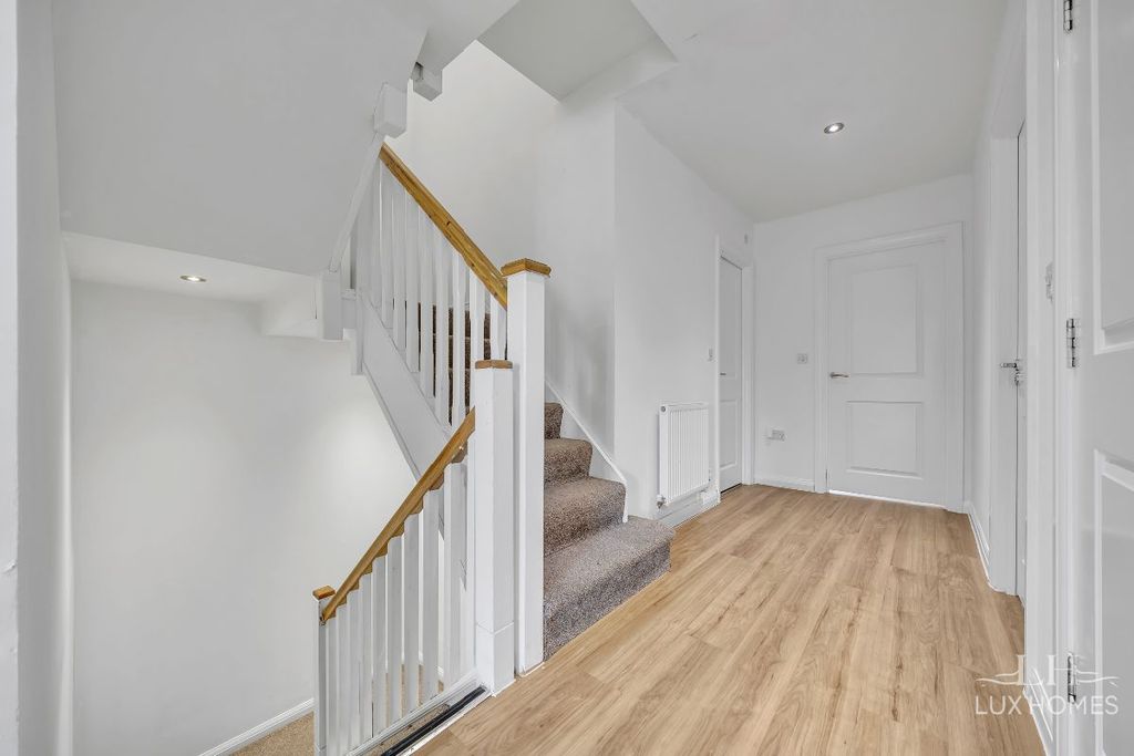 Additional image 19 of 5 bed detached house for salePinnacle Hill, Bexleyheath DA7