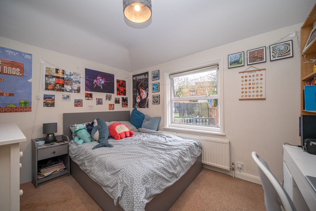 Additional image 12 of 4 bed semi-detached house for saleWoodlands Avenue, Berkhamsted HP4