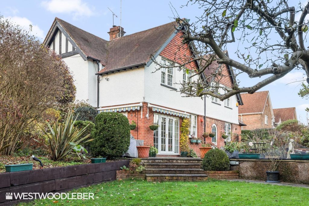 Additional image 38 of 4 bed detached house for saleStation Road, Broxbourne EN10