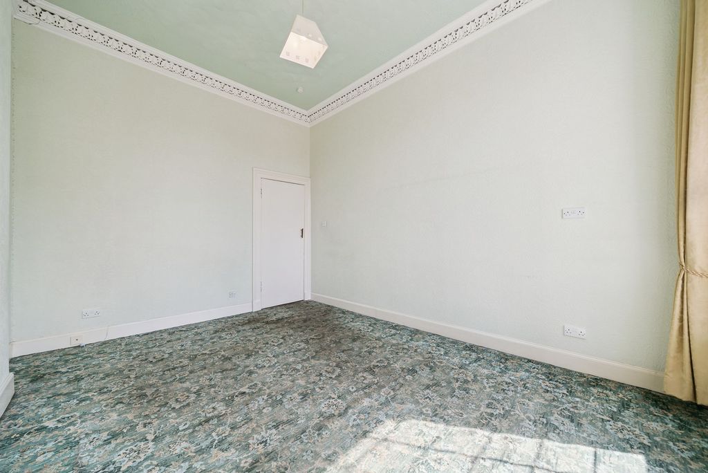 Additional image 8 of 2 bed flat for sale1/2, 46 West Princes Street, Helensburgh G84