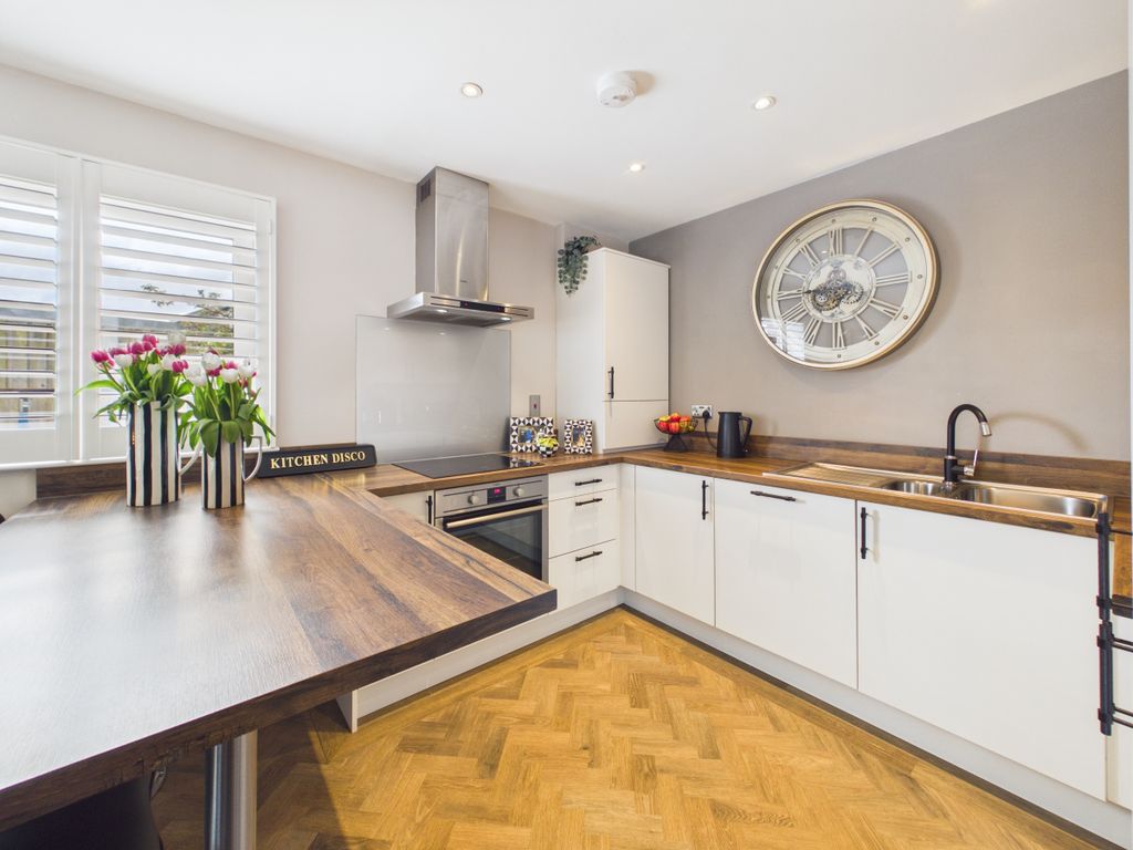 Additional image 6 of 2 bed flat for saleBothwell Mews, Uddingston G71