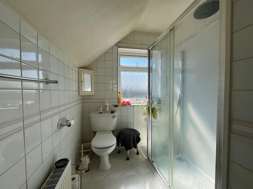 Additional image 7 of 2 bed semi-detached house for saleWolfe Road, Aldershot GU12