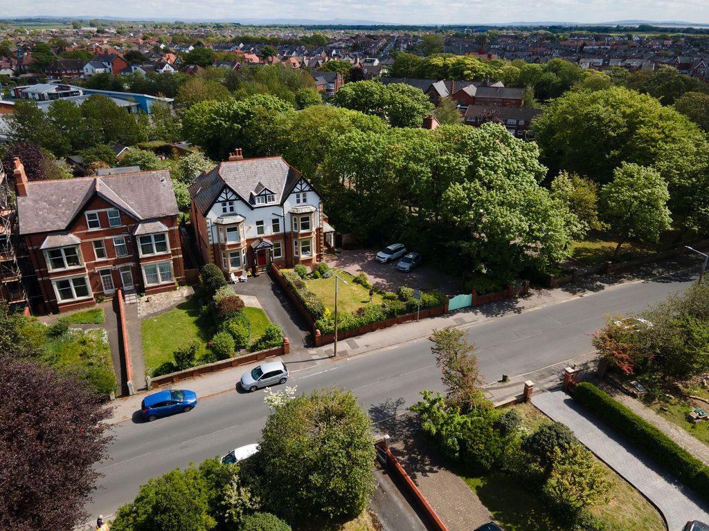 Additional image 41 of 5 bed semi-detached house for saleHeadroomgate Road, Lytham St. Annes FY8