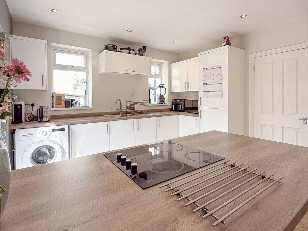 Additional image 5 of 4 bed semi-detached house for saleSycamore Avenue, Newport NP19