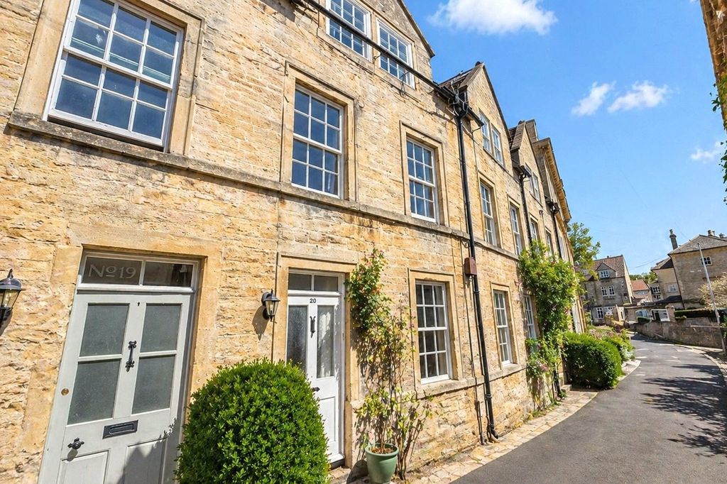 2 bed terraced house for saleChurch Street, Bradford-On-Avon BA15