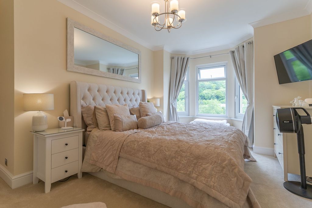 Additional image 14 of 4 bed semi-detached house for saleNorth Road, Newbridge NP11