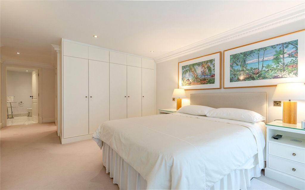 Additional image 12 of 3 bed flat for saleSuffolk Road, Altrincham, Cheshire WA14