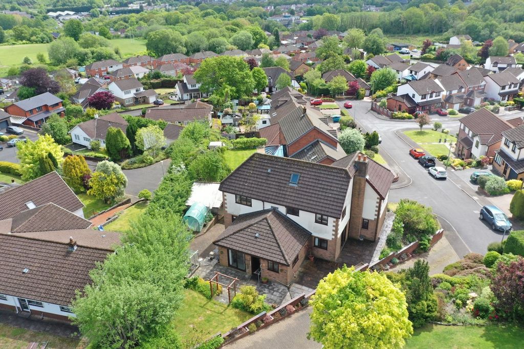 Additional image 10 of 4 bed detached house for saleAspen Avenue, Blackwood NP12
