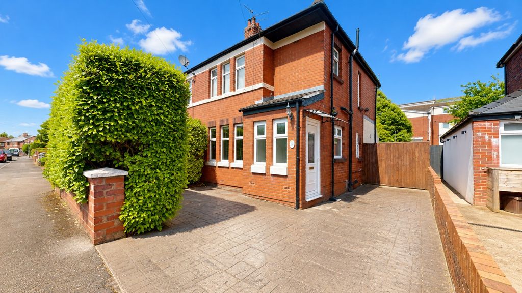 3 bed semi-detached house for saleKenfig Road, Whitchurch, Cardiff CF14