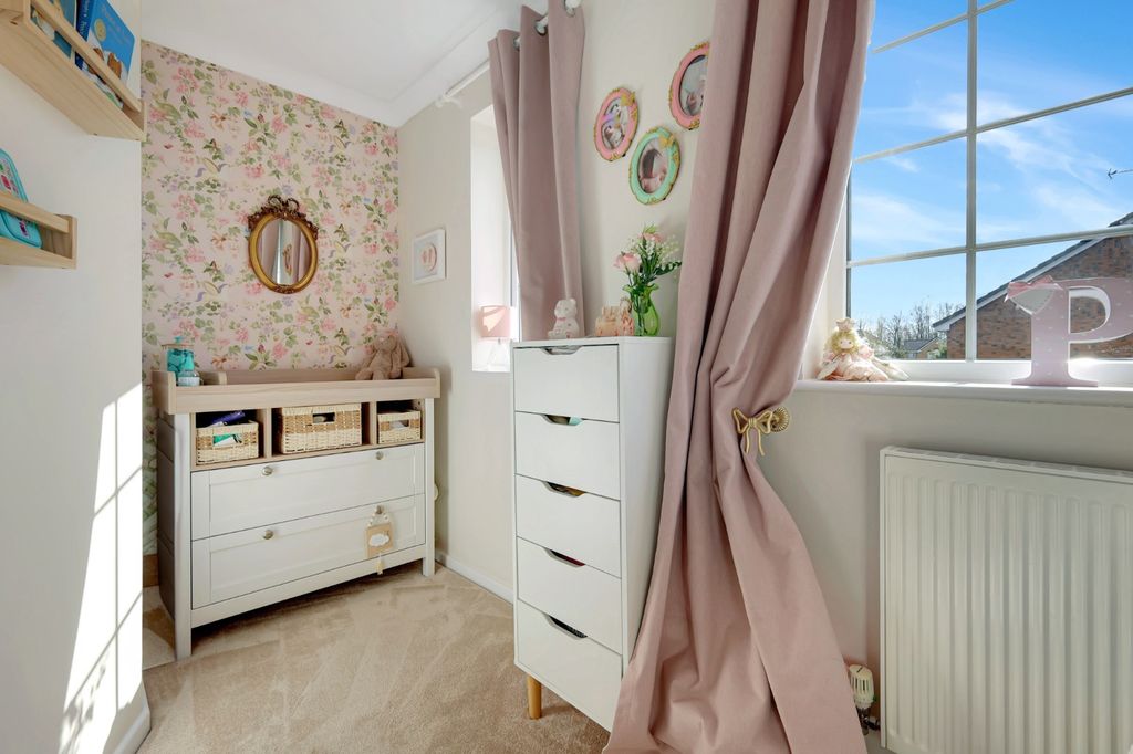 Additional image 18 of 3 bed end terrace house for saleArmath Place, Langdon Hills, Essex SS16