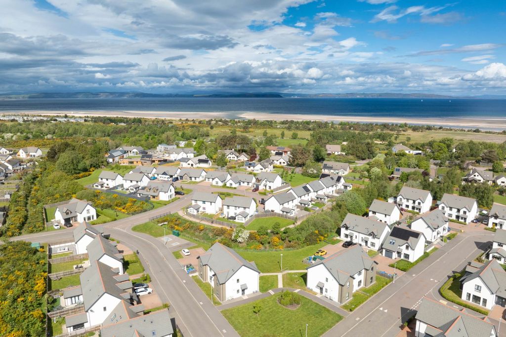 Additional image 19 of 2 bed flat for saleBurnside, Nairn IV12