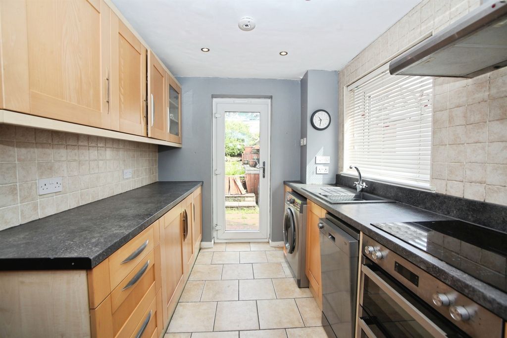 Additional image 9 of 3 bed semi-detached house for saleLon-Y-Waun, Caerphilly CF83