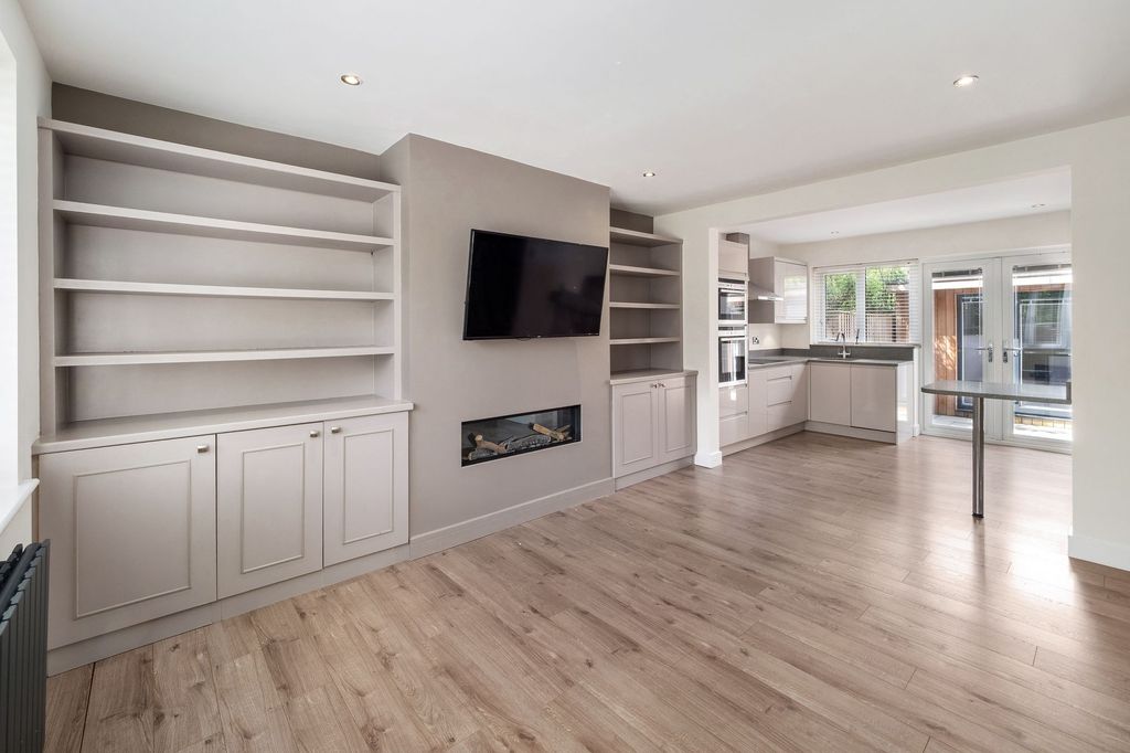 Additional image 3 of 3 bed semi-detached house for saleCrescent Road, Alderley Edge SK9
