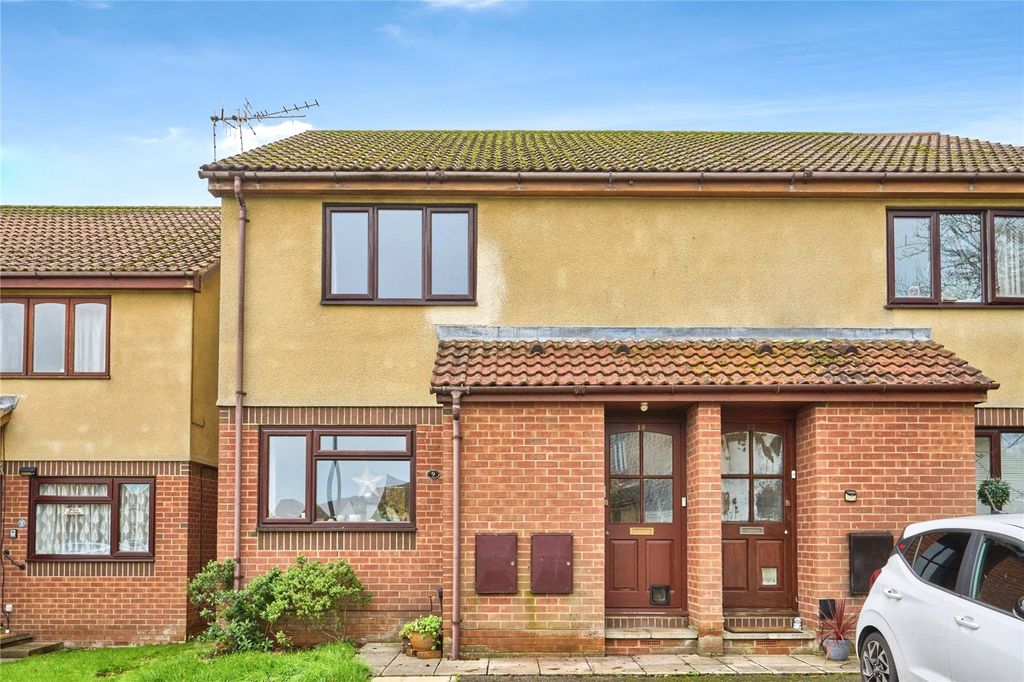 Additional image 13 of 1 bed flat for saleThe Warren, Sandown, Isle Of Wight PO36