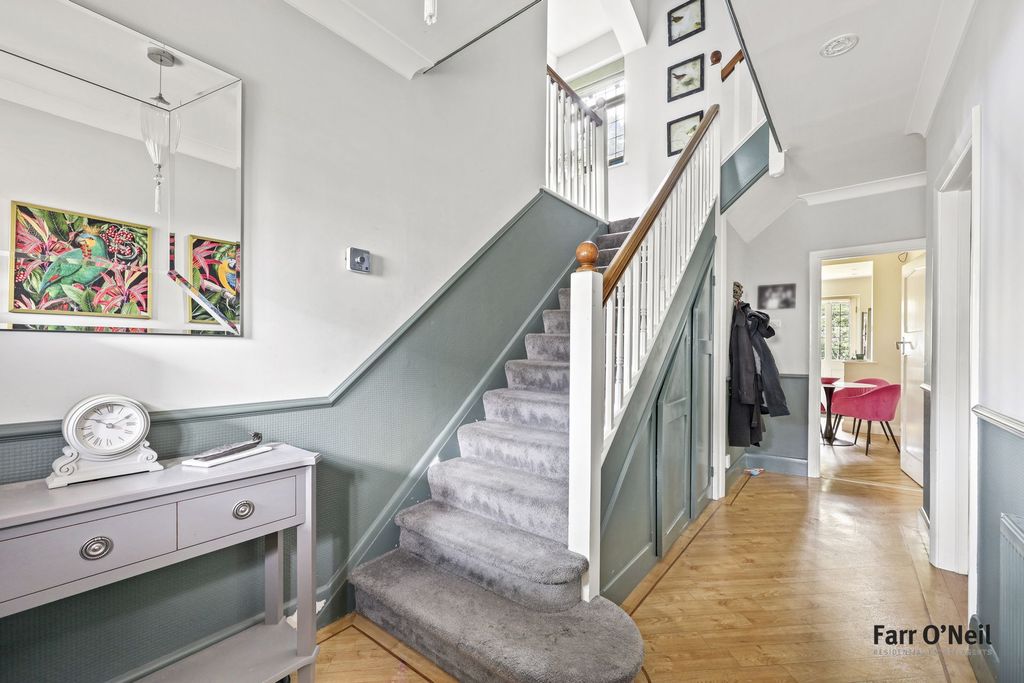 Additional image 9 of 4 bed semi-detached house for saleForest Side, Buckhurst Hill IG9