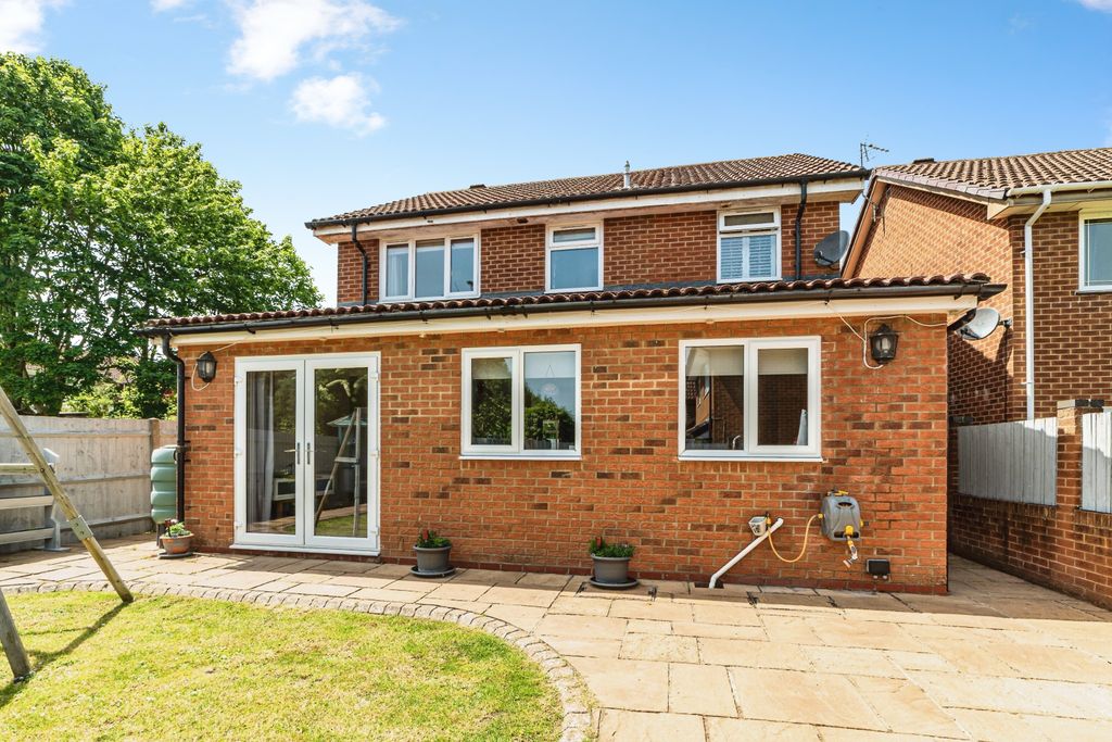 Additional image 29 of 4 bed detached house for saleSandpiper Way, Basingstoke RG22