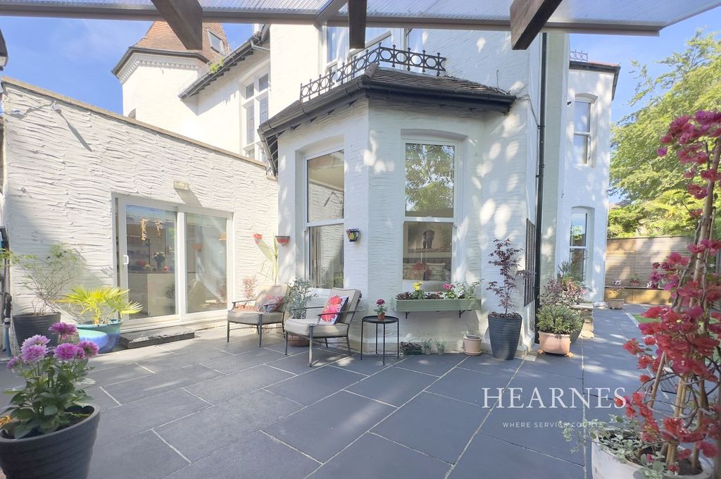 3 bed flat for saleCavendish Road, Dean Park, Bournemouth BH1